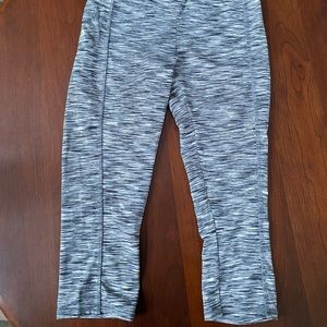 Grey Danskin Capri Leggings